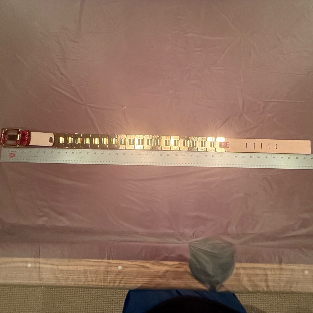 NWOT WCM Red/Gold Crocodile Embossed Leather Chain Belt Size Medium MSRP $225 - Picture 9 of 9